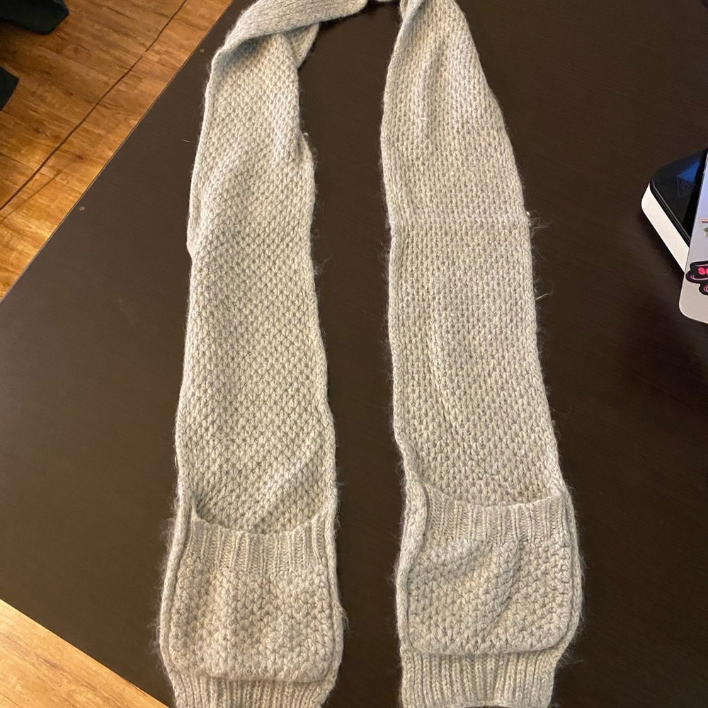 Mini Boden Knitted Scarf